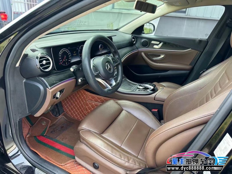 18年奔驰E轿车抵押车出售