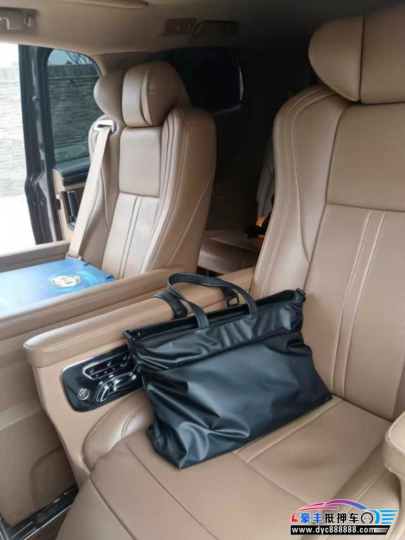 19年别克GL8轿车抵押车出售