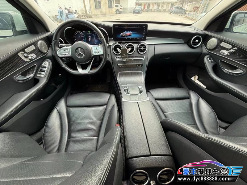 21年奔驰C轿车抵押车出售