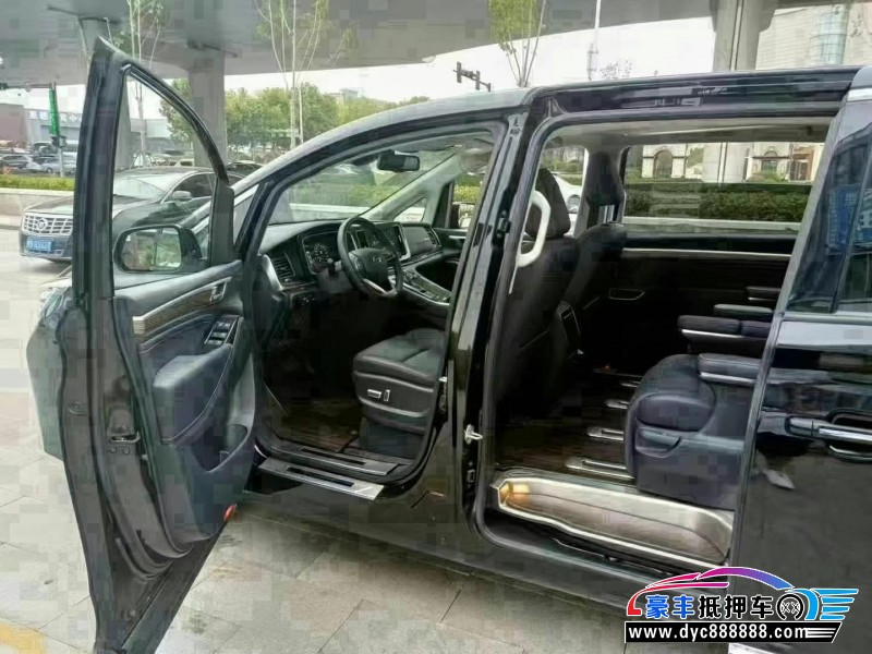 21年林肯飞行家轿车抵押车出售