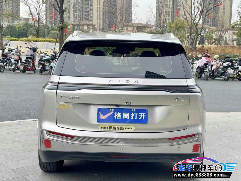 23年埃安Y70轿车抵押车出售