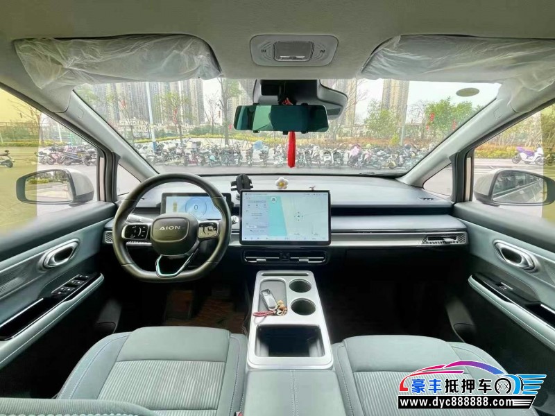 23年埃安Y70轿车抵押车出售