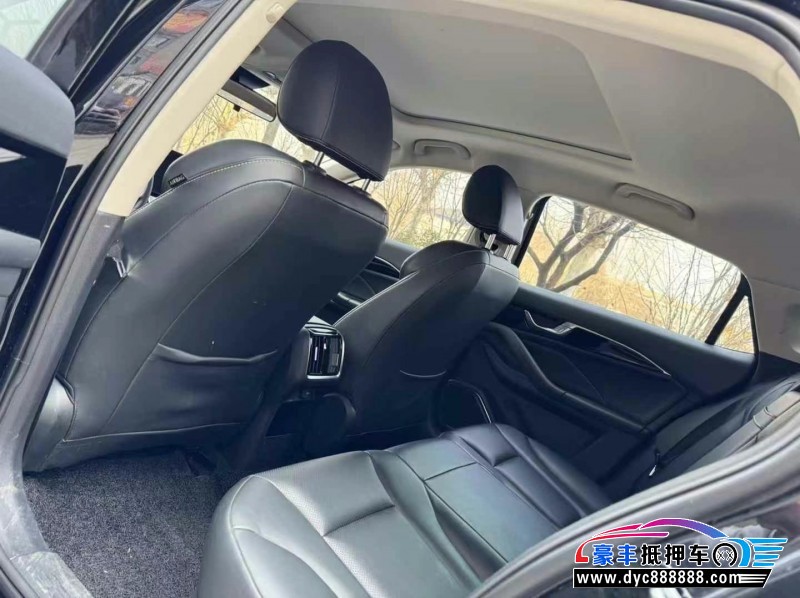 23年奔腾B70轿车抵押车出售