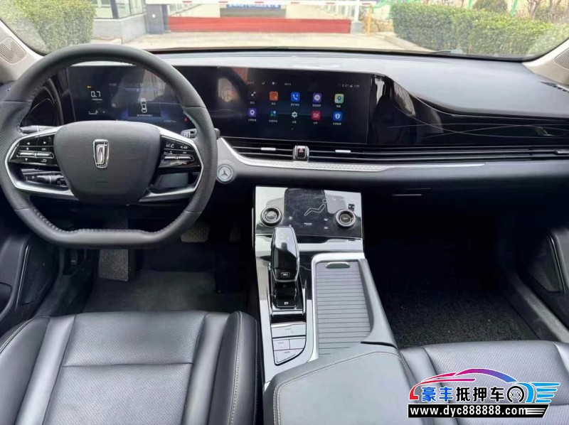 23年奔腾B70轿车抵押车出售