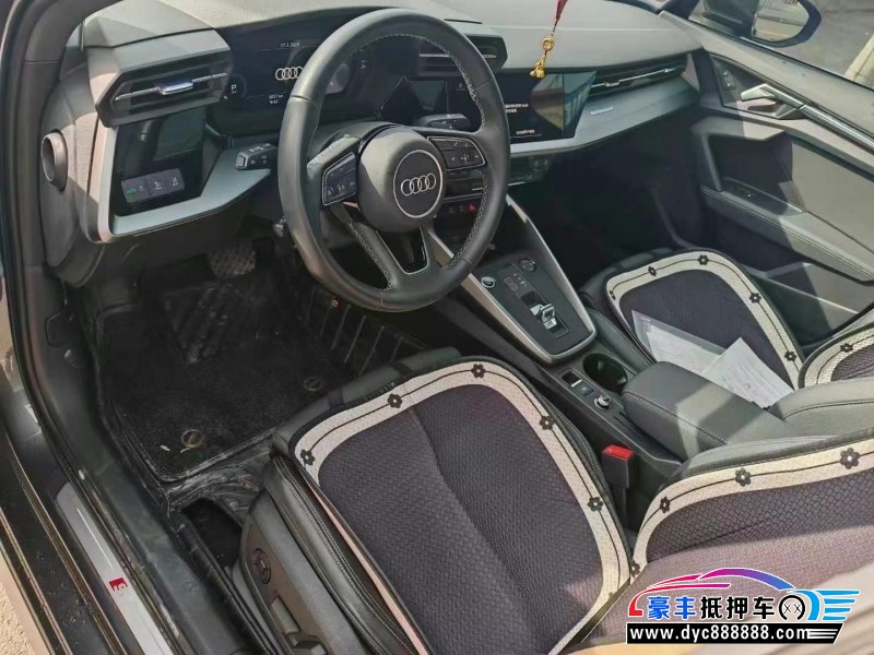 24年奥迪A3轿车抵押车出售