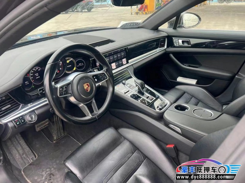 17年保时捷帕纳梅拉轿车抵押车出售