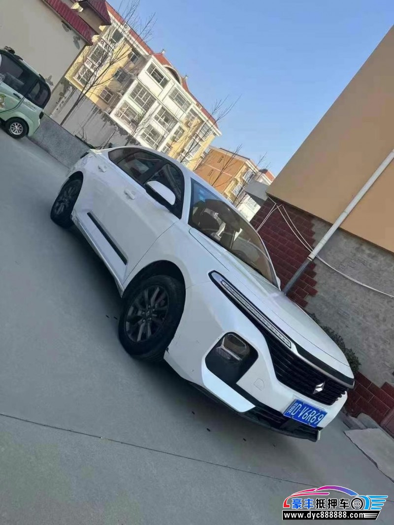 20年宝骏RC5轿车抵押车出售