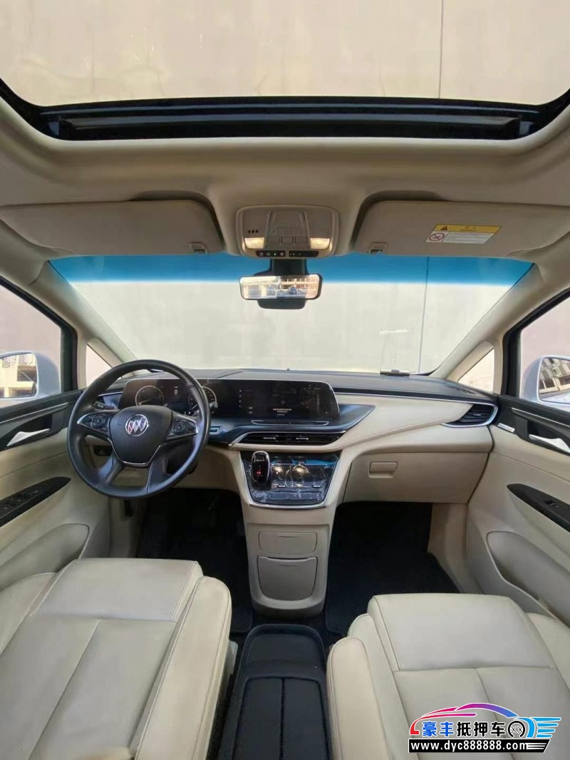 22年别克GL8轿车抵押车出售