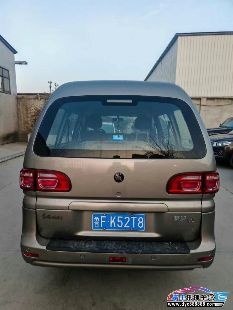 23年东风风行菱智轿车抵押车出售