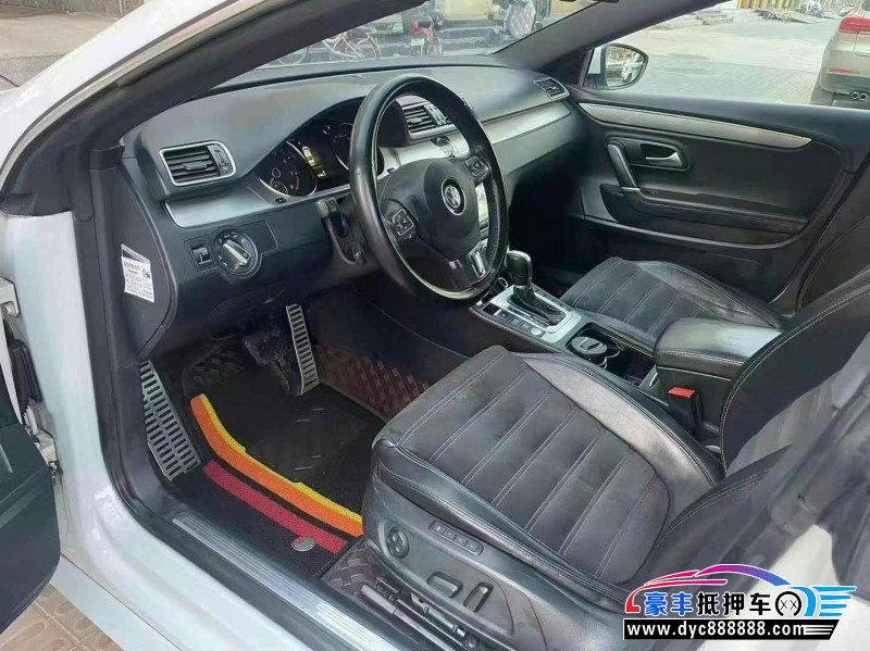 16年大众CC轿车抵押车出售