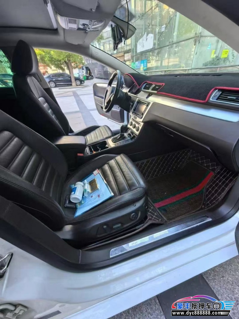 17年大众CC轿车抵押车出售