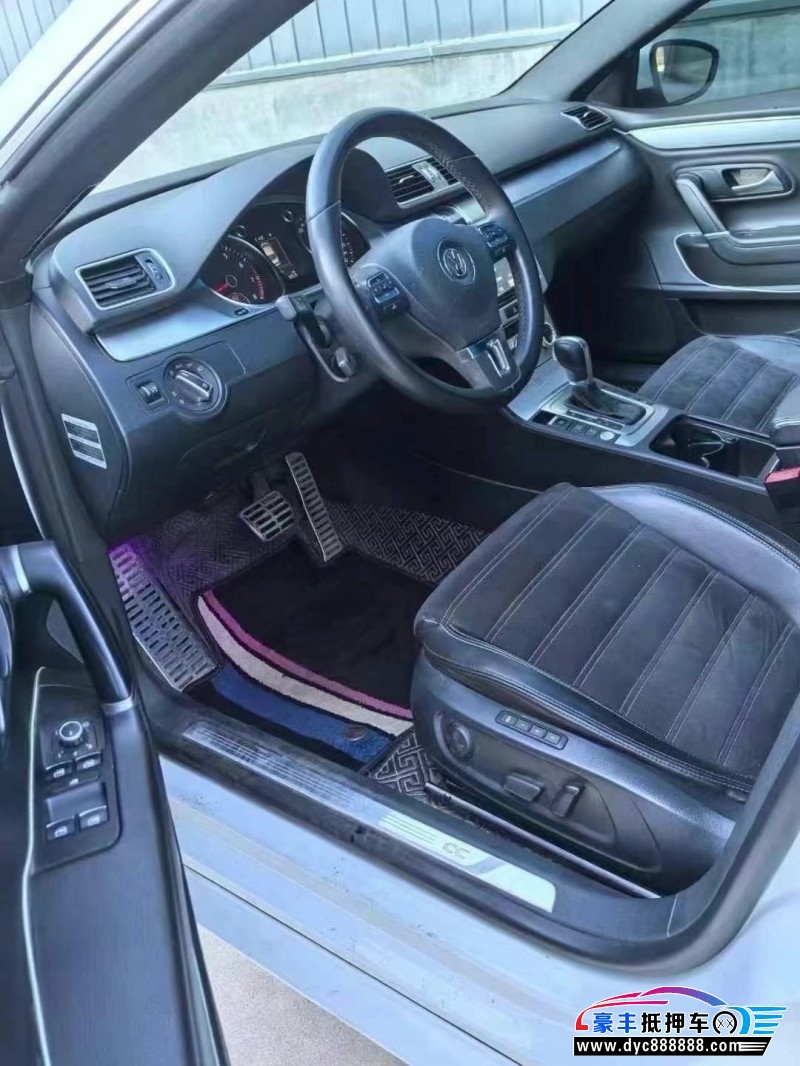 17年大众CC轿车抵押车出售