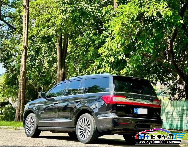 22年林肯领航员轿车抵押车出售