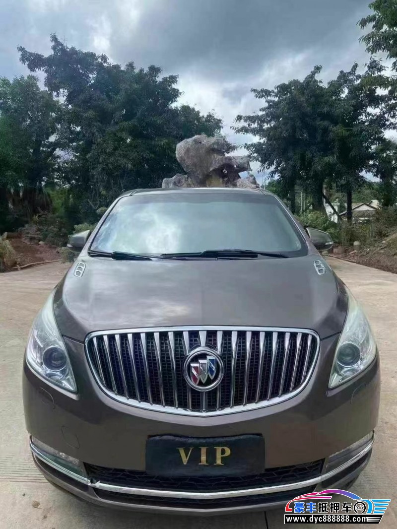 14年别克GL8轿车抵押车出售