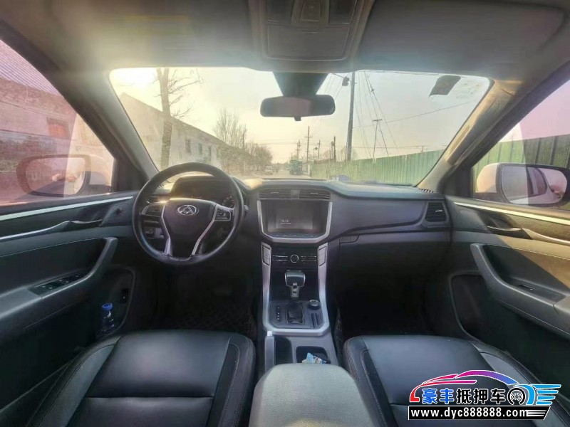 17年上汽大通T60轿车抵押车出售