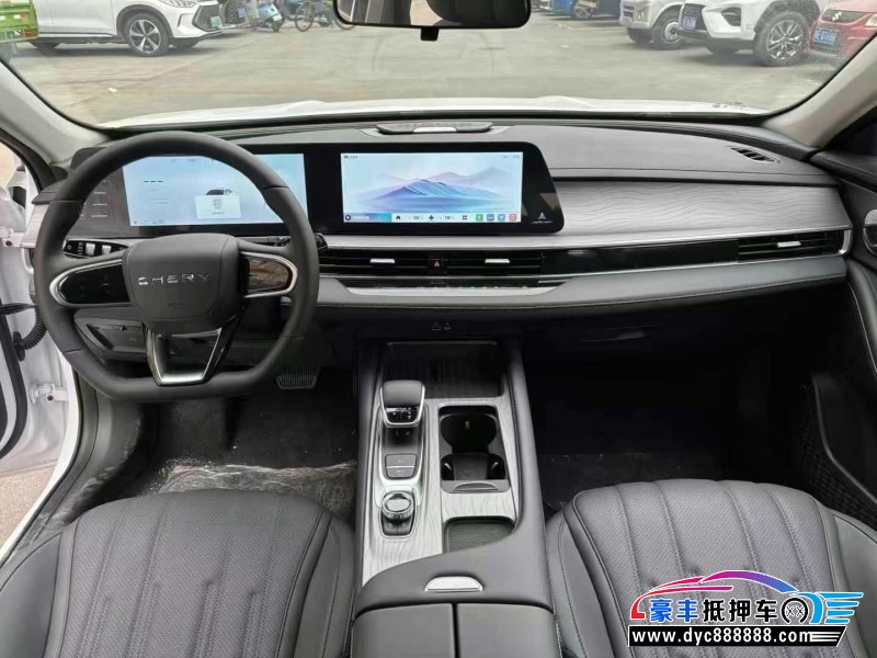 24年奇瑞风云轿车抵押车出售