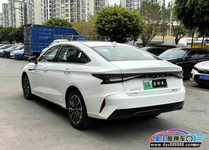 24年奇瑞风云轿车抵押车出售