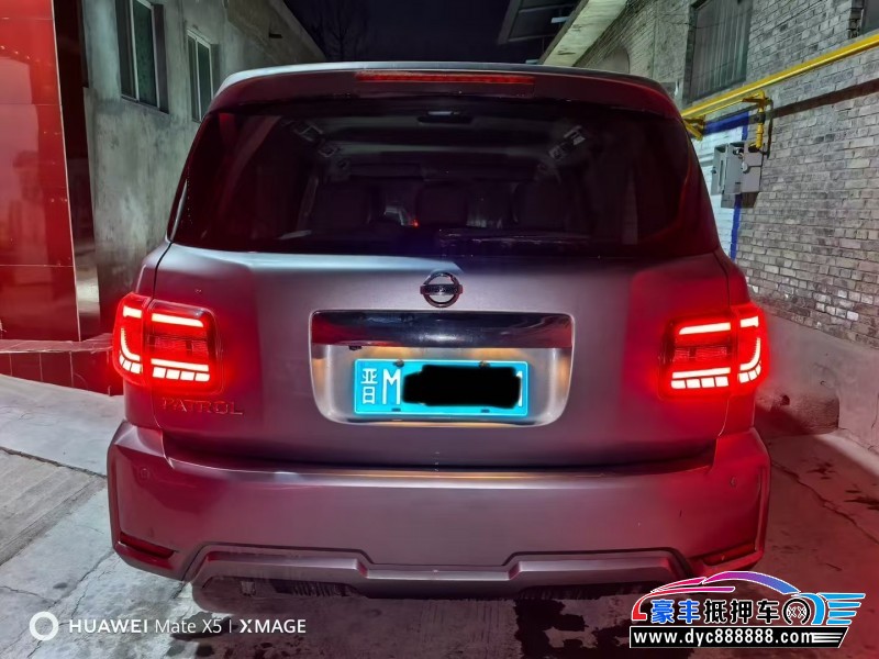 14年日产途乐轿车抵押车出售