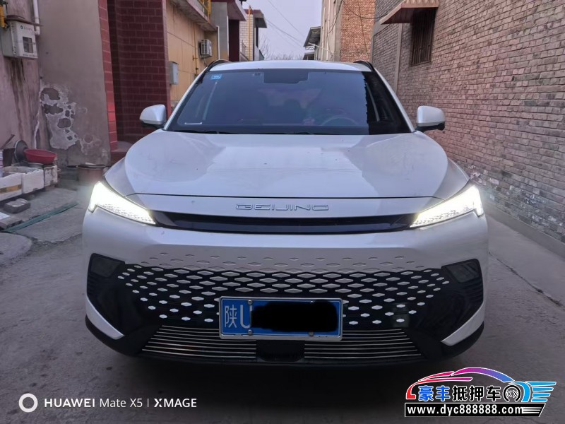 23年北汽制造魔方轿车抵押车出售