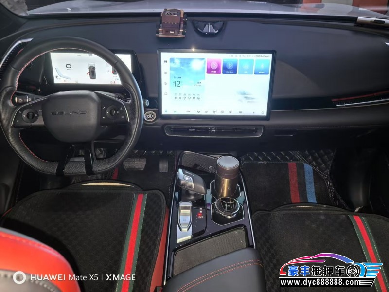 23年北汽制造魔方轿车抵押车出售