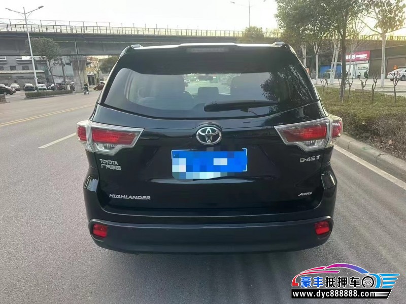 17年丰田汉兰达轿车抵押车出售