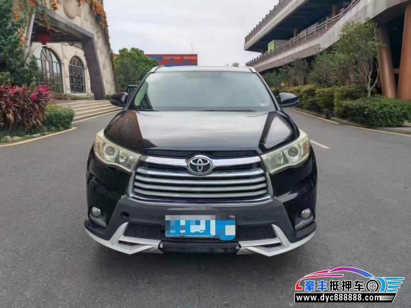 15年丰田汉兰达轿车抵押车出售