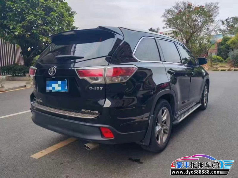 15年丰田汉兰达轿车抵押车出售