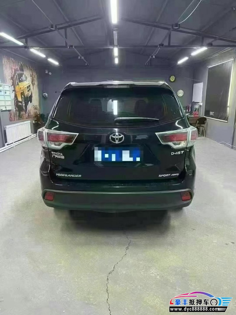 15年丰田汉兰达轿车抵押车出售