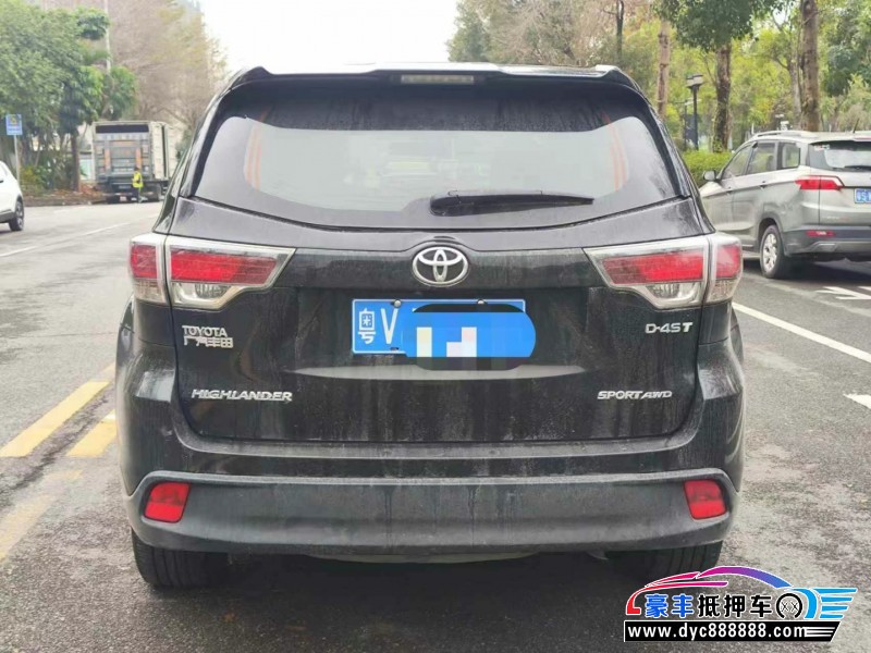 17年丰田汉兰达轿车抵押车出售