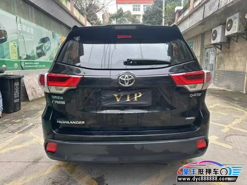 17年丰田汉兰达轿车抵押车出售