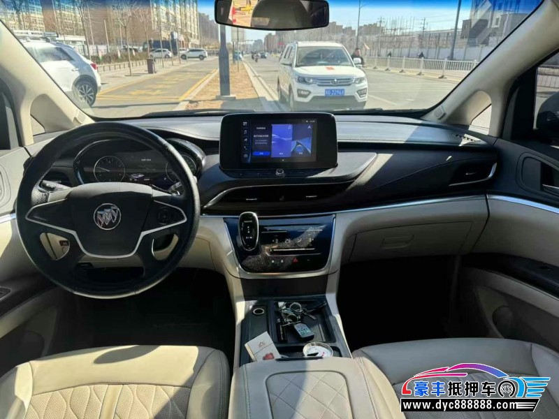 21年别克GL8轿车抵押车出售