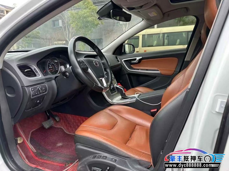 19年沃尔沃S60轿车抵押车出售
