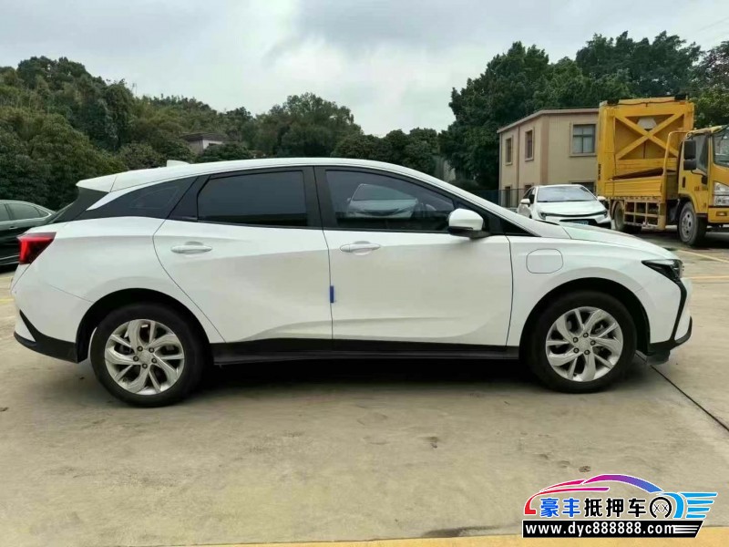 24年别克微蓝轿车抵押车出售