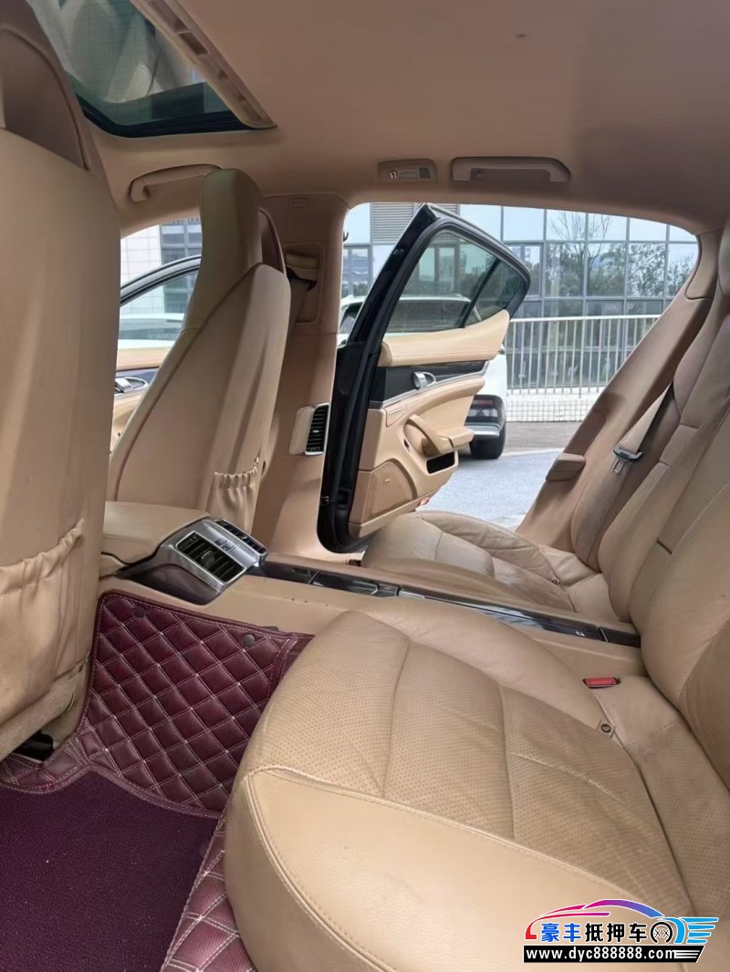 12年保时捷帕纳梅拉轿车抵押车出售