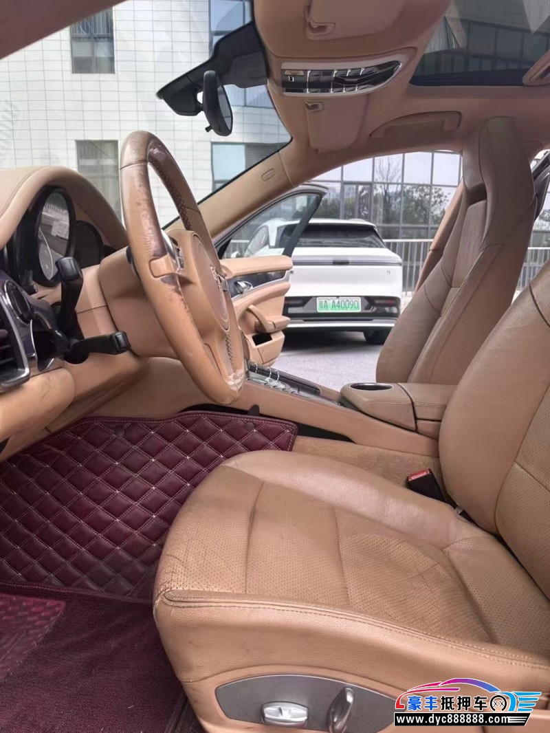 12年保时捷帕纳梅拉轿车抵押车出售