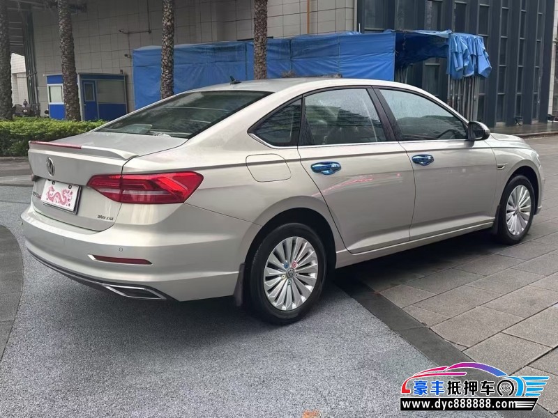 20年大众朗逸轿车抵押车出售