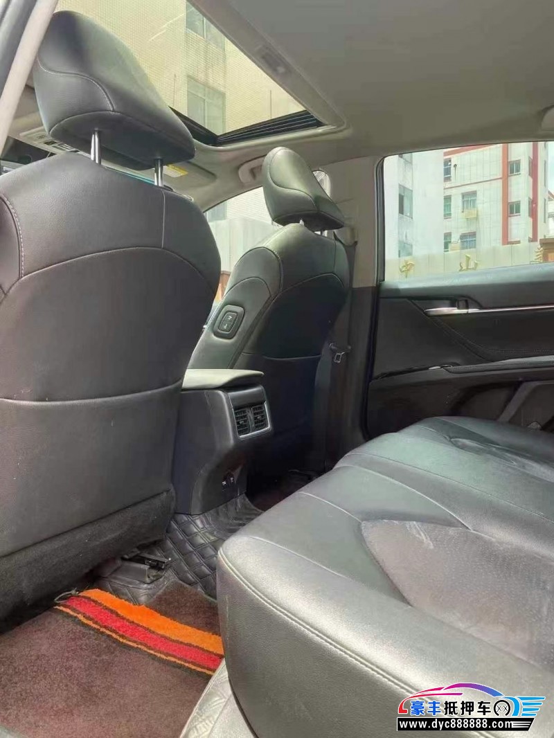 21年丰田凯美瑞轿车抵押车出售