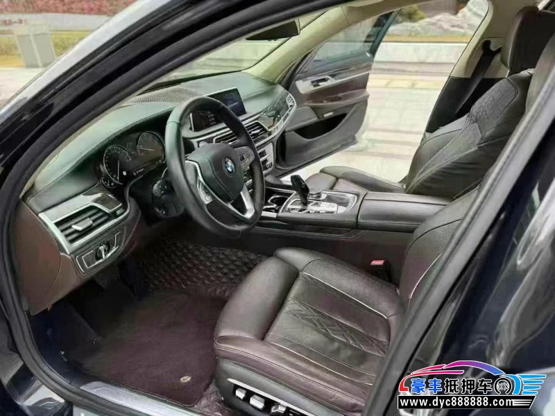 17年宝马7系轿车抵押车出售