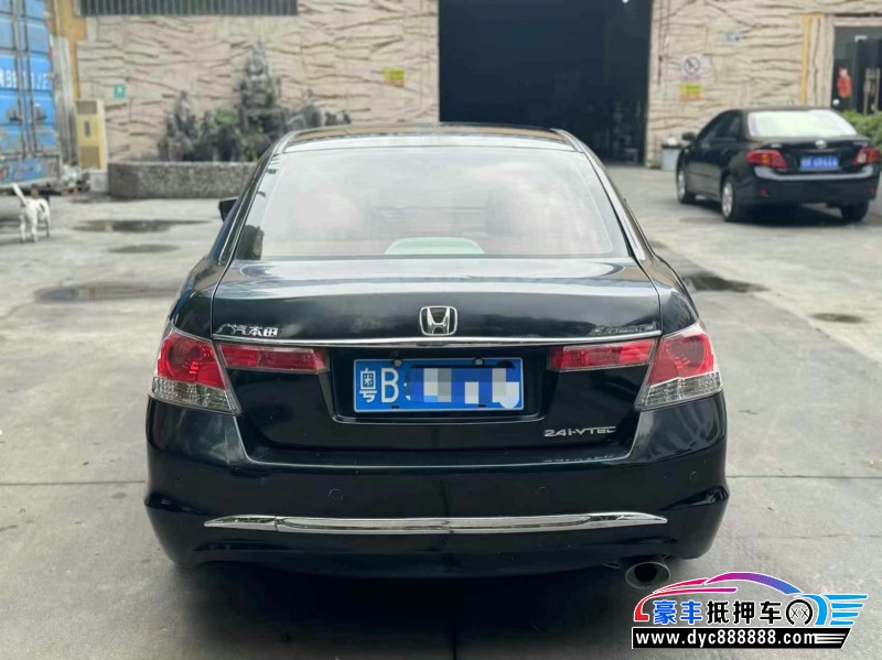 10年本田雅阁轿车抵押车出售