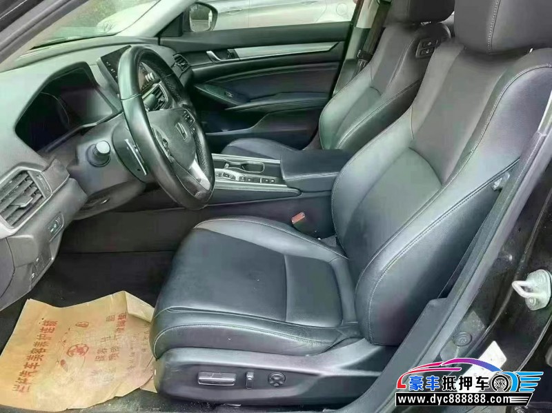 21年本田雅阁轿车抵押车出售