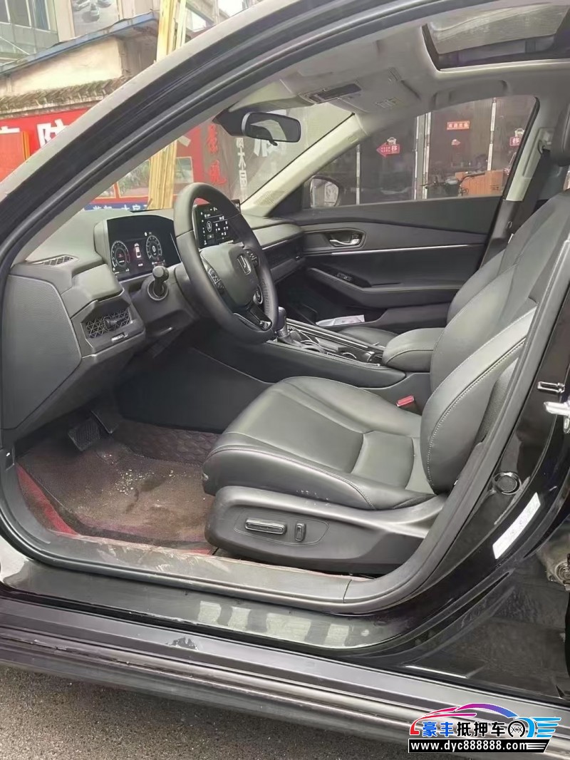 24年本田雅阁轿车抵押车出售