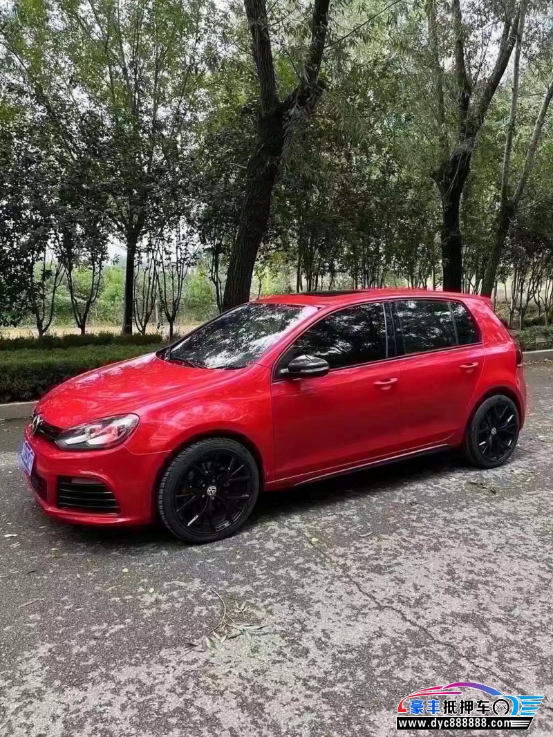 11年大众高尔夫轿车抵押车出售