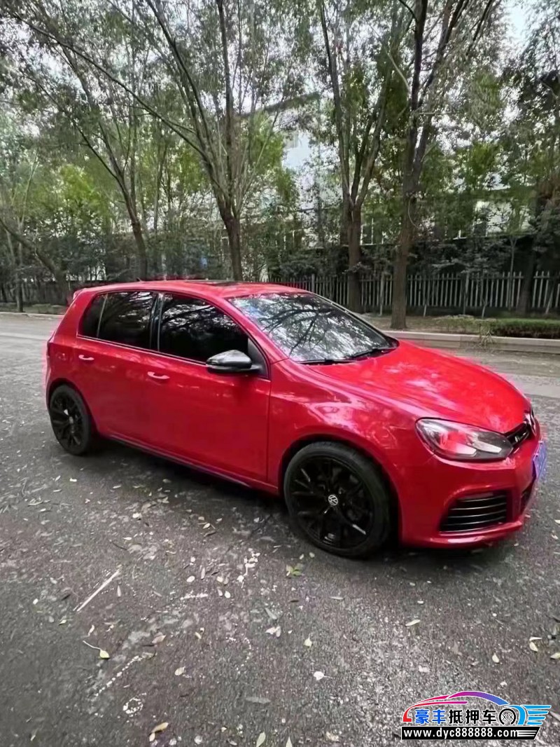 11年大众高尔夫轿车抵押车出售