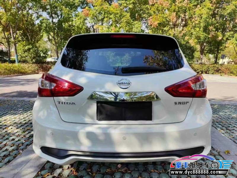 21年日产骐达轿车抵押车出售