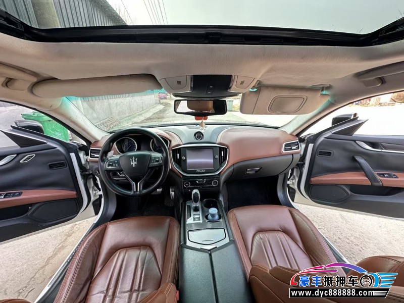 14年玛莎拉蒂Ghibli轿车抵押车出售