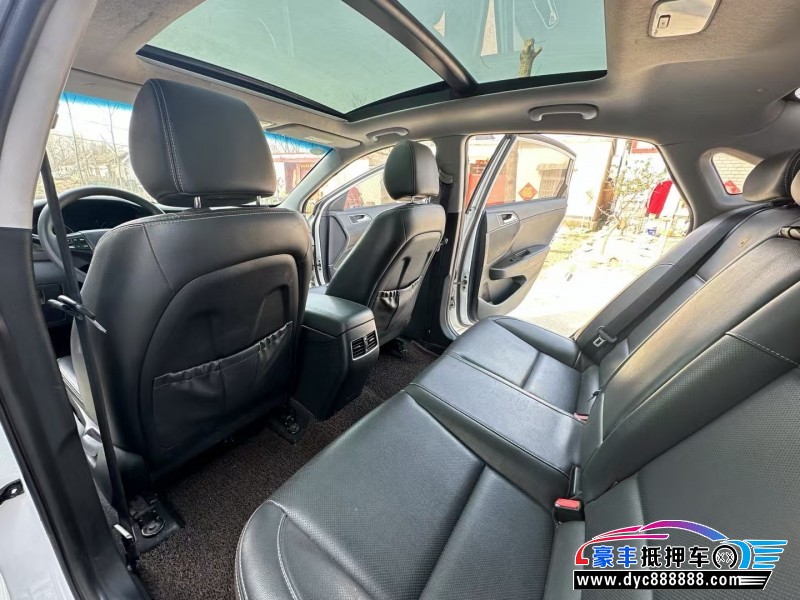 16年现代名图轿车抵押车出售