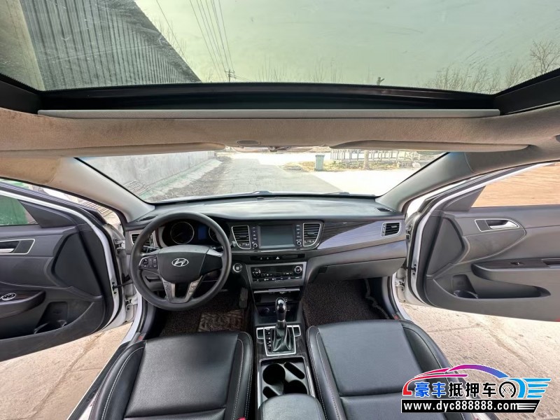 16年现代名图轿车抵押车出售