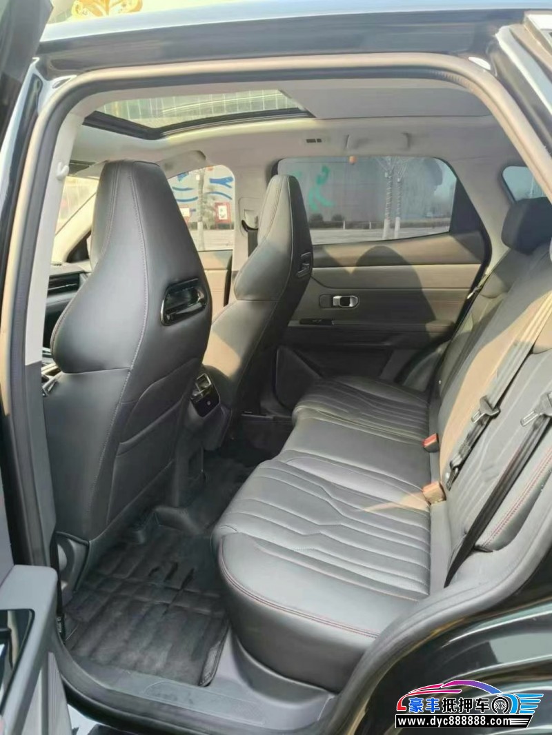 25年捷途大圣轿车抵押车出售