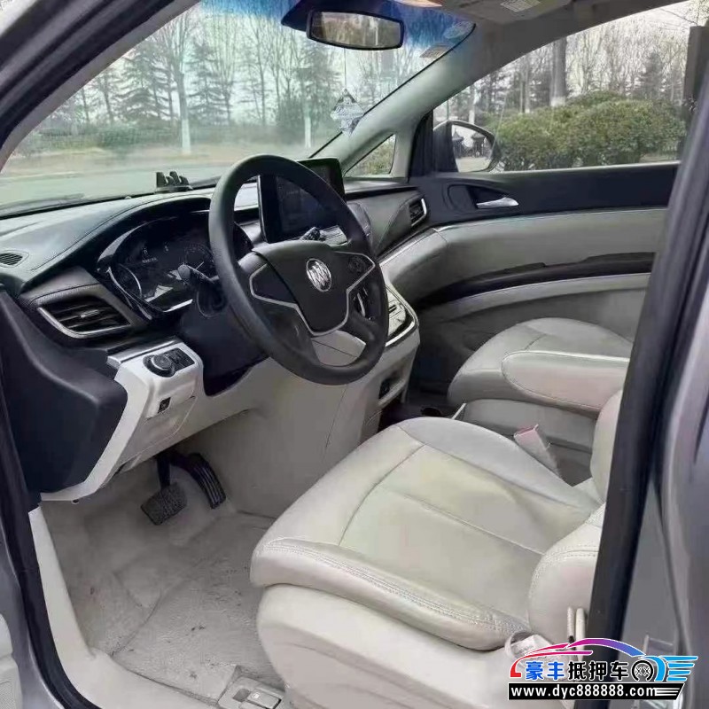 21年别克GL8轿车抵押车出售