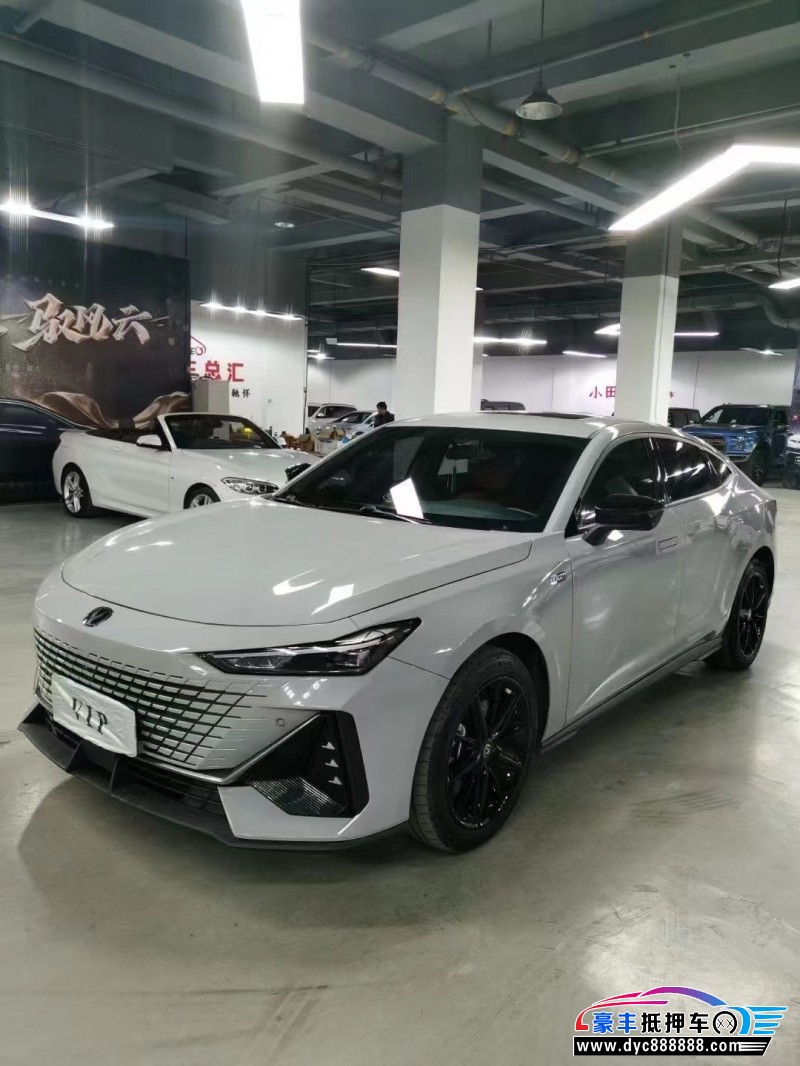 23年长安长安UNI轿车抵押车出售